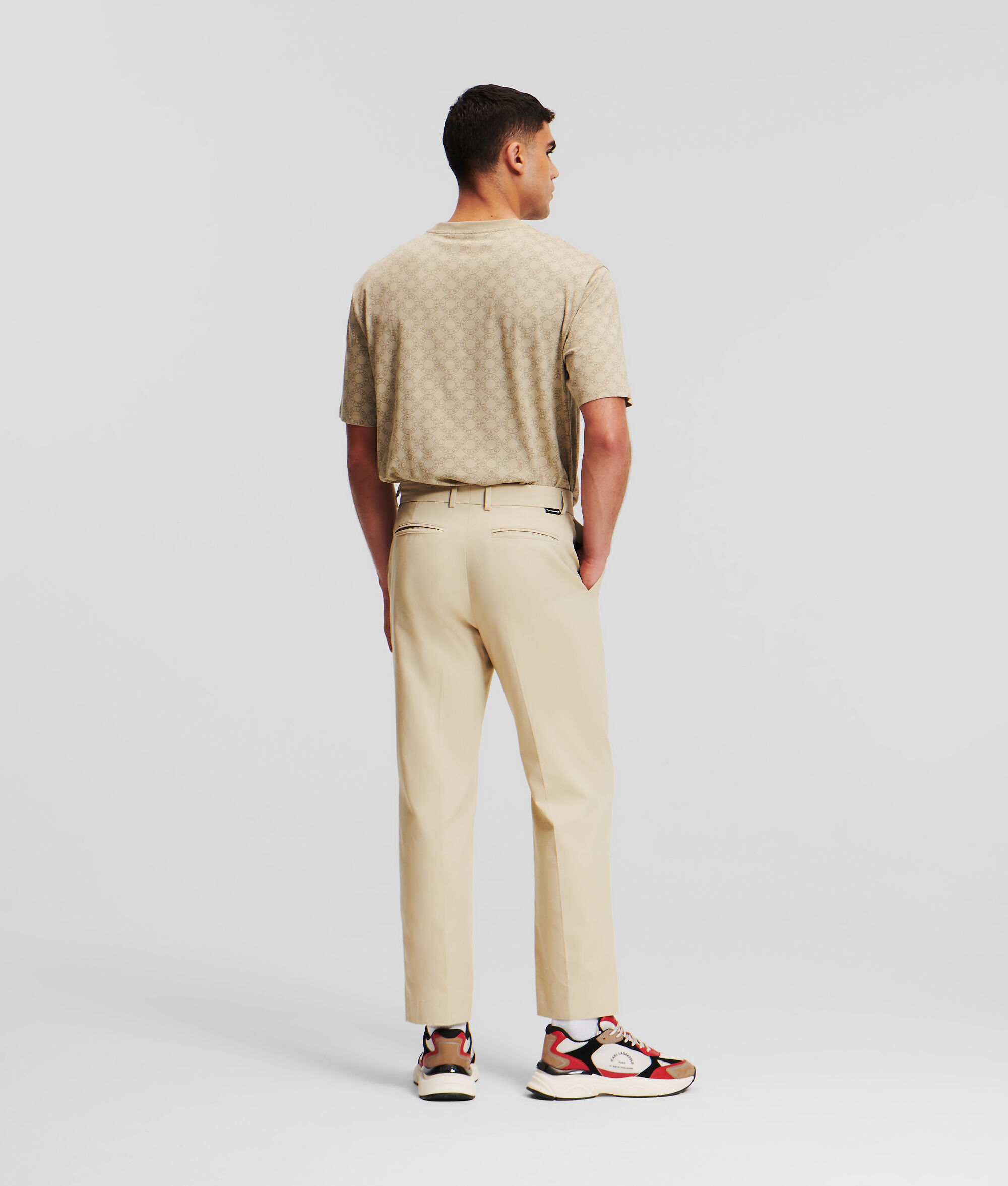 (image for) Time-Tested CLASSIC CHINO TROUSERS